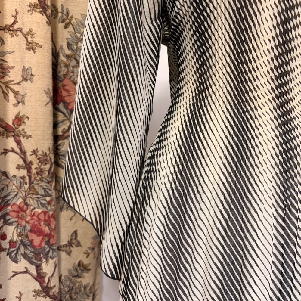 MKM Designs Black White Striped Pleated Tunic with Flowy Flared Angel Sleeve - Picture 3 of 11